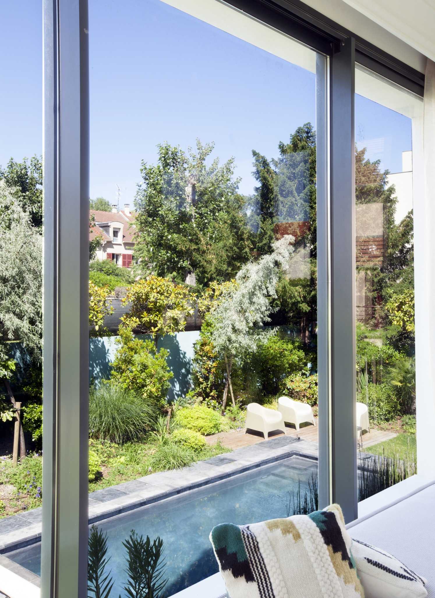 Garden with pool designed by a landscape architect in Haute-Savoie (74)