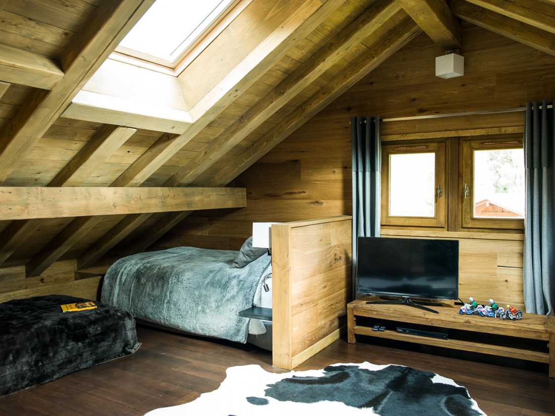 Chambre d'amis aménagé par un architecte dans un chalet à Chamonix