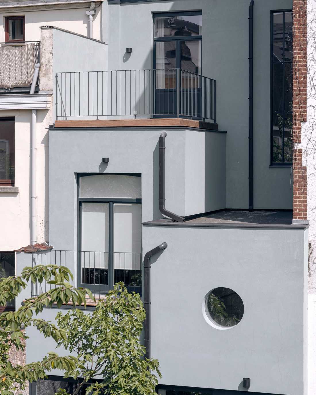 An Architect designed a townhouse extension in Annecy